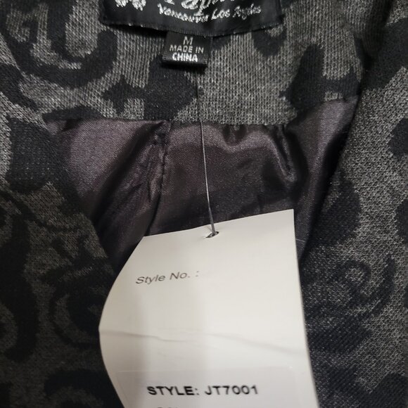 Brocade Pattern Coat - Picture 2 of 4